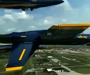 پرواز فورمیشن دیدنی گروه فرشتگان آبی