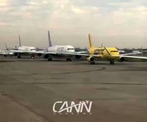 صف طولانی ده‌ها هواپیما در فرودگاه بین‌المللی نیوآرک!