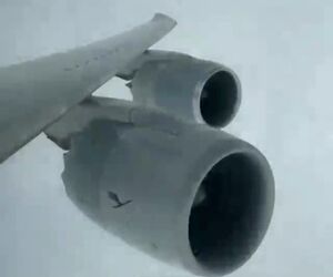 سوال 
ایرباس A380 یا بویینگ ۷۴۷؟