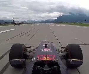 تست شتاب گیری F1 و جنگنده