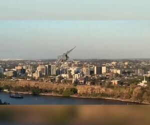 پرواز C17 برفراز شهر بریزبین استرالیا با ارتفاع کم