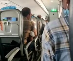 توضیحات خلبان پرواز شماره ۳۳۵۲ ایران ایر از نقص فنی به وجود آمده در پرواز کیش به بندر عباس