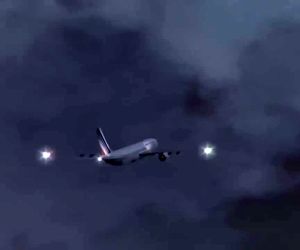 سقوط ایرباس ۳۳۰ شرکت هواپیمایی Airfrance با ۲۱۶ مسافر و ۱۲ خدمه در اقیانوس اطلس