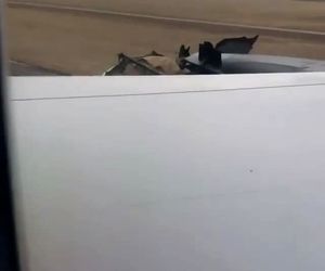 لحظه فرود پرواز شماره ۳۲۸ هواپیمایی یونایتد 