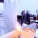 عملیات De-icing بر روی بال هواپیما
