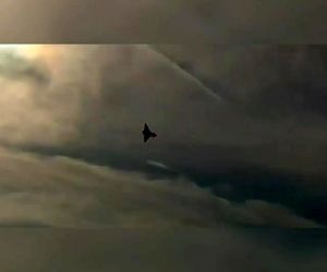 ویدئویی از مانور جنگنده تایفون