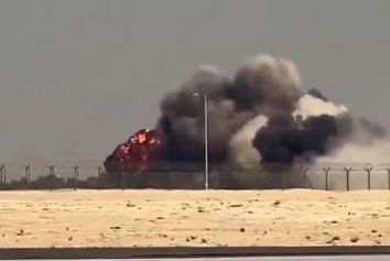 سقوط جنگنده هندی «تِجاس» در جریان نمایشگاه هوایی دبی