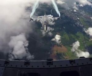 تصویر برداری air to air