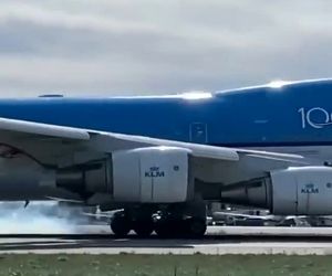 فرود بویینگ ۷۴۷ در هنگام وزش باد جانبی 