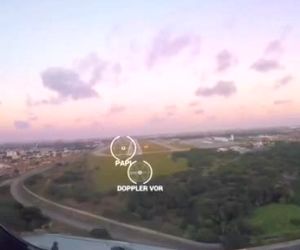 فرود ایرباس A340 شرکت هواپیمایی ایرفرانس در فرودگاه فورتالزا (شهری در برزیل) از نمای کابین 