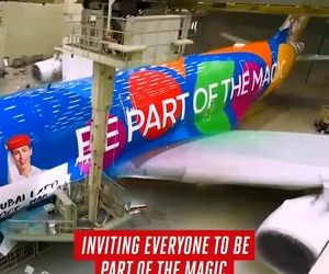 رنگ‌آمیزی ایرباس A380 برای دعوت به حضور در نمایشگاه دبی توسط هواپیمایی امارات 