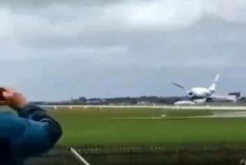 فرود در باد جانبی شدید 