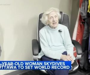 رکورد مسن‌ترین چترباز در جهان شکسته شد 
