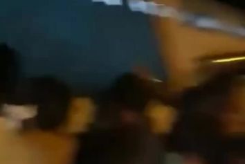 مسافران «ایر کنگو» بدون پلکان از هواپیما پایین پریدند!