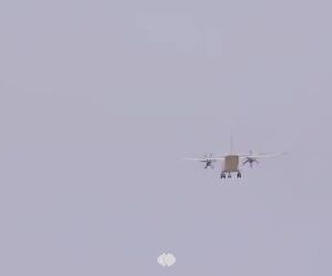 تصاویری از پرواز هواپیمای ترابری سیمرغ