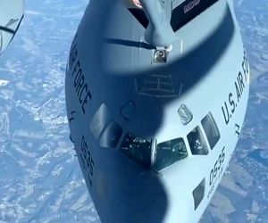 سوختگیری هوایی از نمایی جذاب و دیدنی 