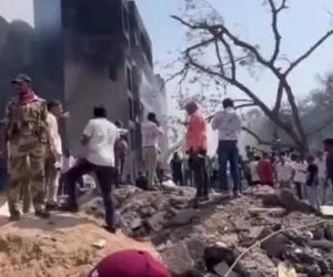 با اعلام ۵ کشته روی زمین، آمار کشته‌های سقوط بویینگ ۷۸۷ دریم لاینر ایر ایندیا به ۲۴۷ نفر رسید