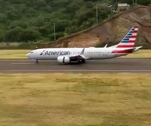 انصراف از تیک‌آف بویینگ ۷۳۷ مکس
