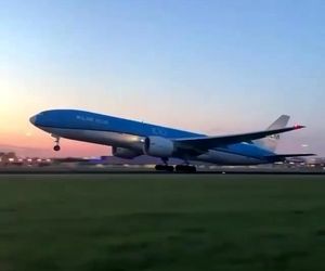 تیک‌آف بزرگترین هواپیمای مسافربری دو موتوره جهان؛ بویینگ ۷۷۷ از فرودگاه آمستردام هلند